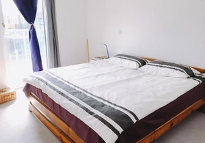 Stylish two bedroom riverside flat