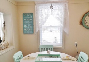 SUMMER 2022 - NOW BOOKING! EAST MATUNUCK BEACH COTTAGE ON POTTER'S POND