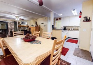 Summit 3 Apartment