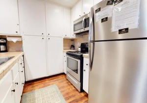 Summit 49 Apartment