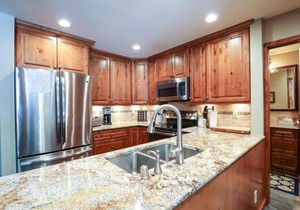 Summit 81 Apartment