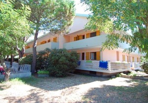 Sun drenched seaside holiday home close to Venice