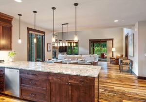 Suncadia 5 Bdrm Custom Home Overlooking Hole 17