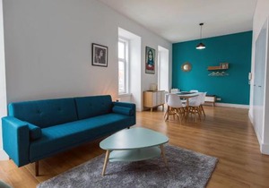 Sunny 3BDR Apartment in Graça by LovelyStay