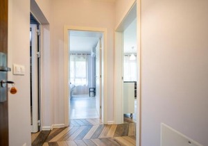 Sunny Apartment in Studentski grad, behind UNSS