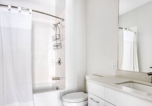 Sunny Cambridgeport 1BR w/ W/D & Gym, near Boston U & MIT, by Blueground