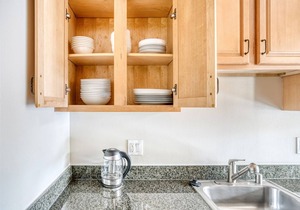 Sunny Mountain View 2BR w/Pool, Gym, BBQ, 5 min to Target, by Blueground