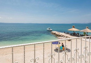 Sunrise Beach Apartment