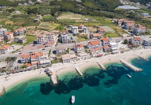 Sunrise Beach Apartment
