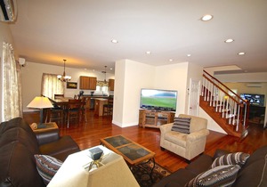 ** Sunrise Estates IV ** 5 Bedrooms each with Private Bathrooms, Heated Pool.