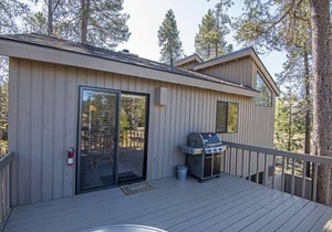 Sunriver Beauty Has Space, Hot Tub, Bikes, SHARC Passes and More!