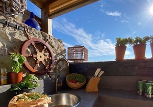 Sunshine Residence - A Beautiful Residence With Stunning Views - Zala apartment