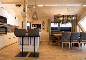 Superior # 04 Sauna&Sprudelwanne innen by Interhome