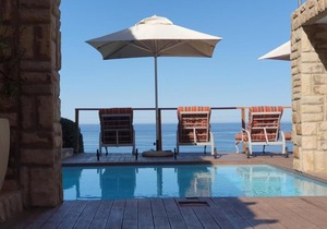 Superior SeaView Double Bedroom in Brenton On The Rocks