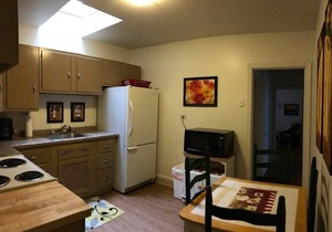 Superior Street Vacation Rental Apartment 1