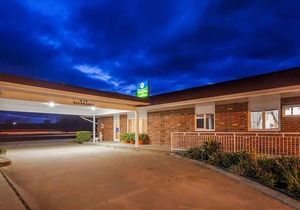 SureStay Hotel by Best Western Cameron