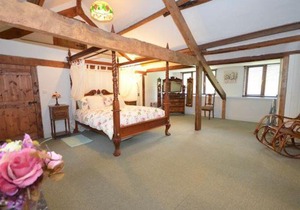 Swallows Nest @ Magnolia Lake