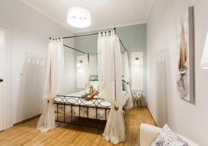 Syntagma 3 Bedroom Sweet Simple And Practical Apartment