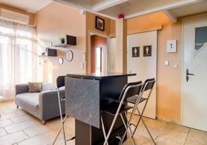 T2 of 38 m² near the ramparts