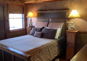 Tabasco Ranch - Antler Cabin