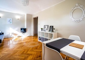 Tamka Apartment
