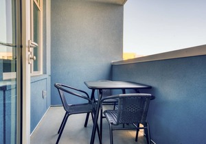 Tasteful Palo Alto 2BR w/W/D, Pool & Spa, near 280 & 101, by Blueground