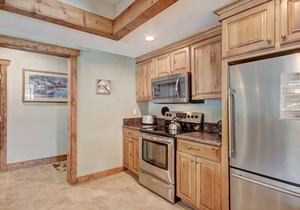 Ten Mile Condo - Spacious Ski-In/Out in Breck!