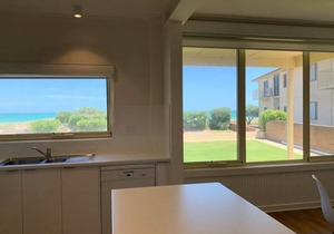 Tennyson Beachfront Unit 2