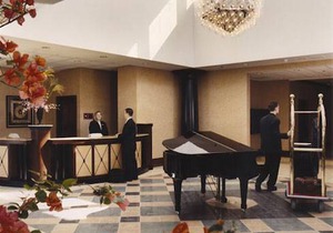 The Bertram Inn & Conf Ctr, A Trademark Collection Hotel