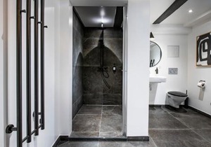The Churchill Penthouse by Daniel&Jacob's
