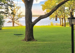 The Cottage on Lake Graham
