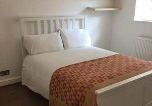 The Elizabeth House Apartment