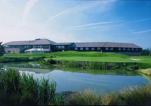 The Essex Golf & Country Club Hotel