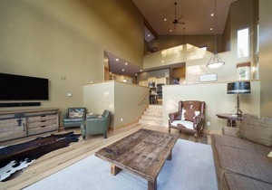 The Fox Den: Private Hot Tub & WOW Views of Ten Mile Range! Shuttle Access!