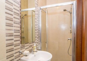 The Hillock North B10