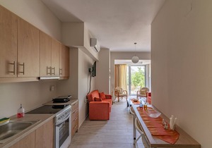 The Holiday House 1