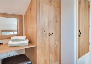 The Hop House - One Bedroom House, Sleeps 2