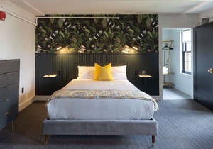 THE INN Downtown - Deluxe King Studio Apartment