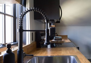 THE INN Downtown - Penthouse Studio Apartment