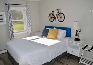 THE LITTLE VILLAGE , 2 Full Beds 107