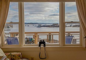 The Mary Day - Inn on the Harbor