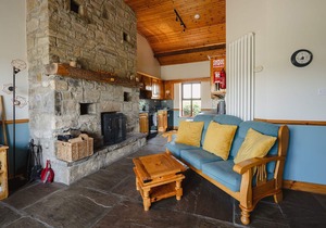 The Moor by Creevy Cottages are 1 minute to pier/sea