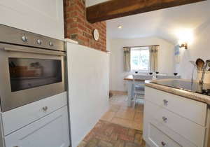 THE MOORINGS, ORFORD, pet friendly, with open fire in Orford