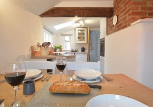 THE MOORINGS, ORFORD, pet friendly, with open fire in Orford