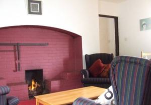 The Old Deanery Cottage 7 - sleeps 7 guests in 3 bedrooms