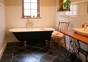 The Old Trading Post - Guest House