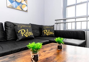 The Penthouse Gathering Wrexham - Town Centre - Sleeps Up To 16