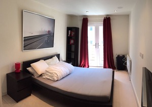 The Sawmill, Stylish city centre accommodation with a quiet setting RED