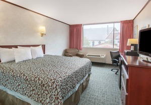 The Schenectady Inn & Suites