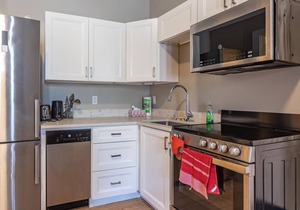 This apartment is a 0 bedroom(s), 1 bathrooms, located in Halifax, NS.
